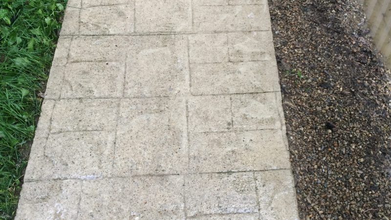 concrete walkway after cleaning