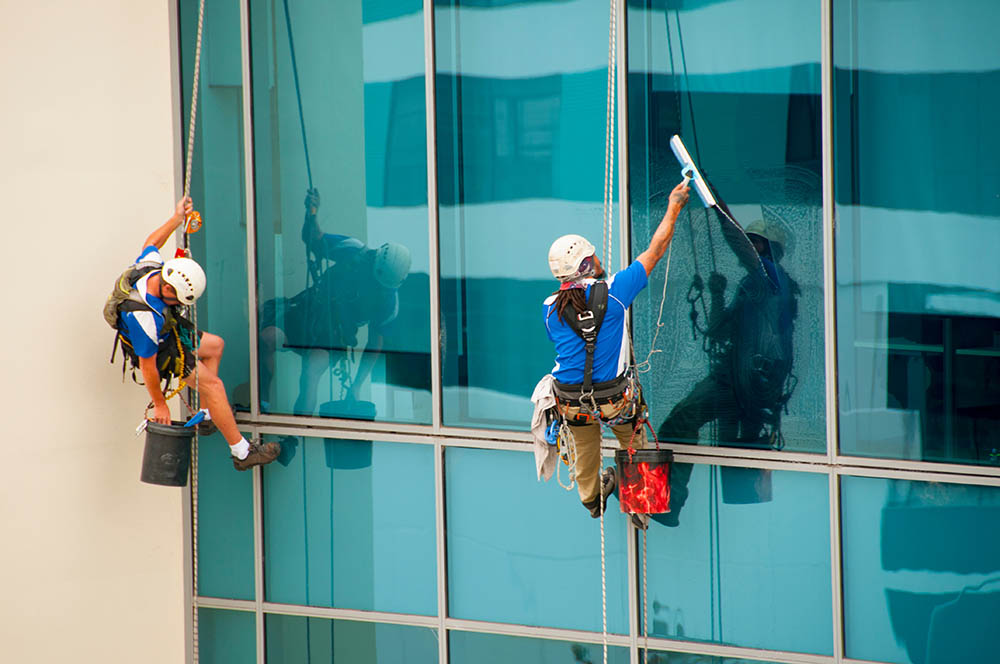 commercial window cleaning professionals cleaning facility windows